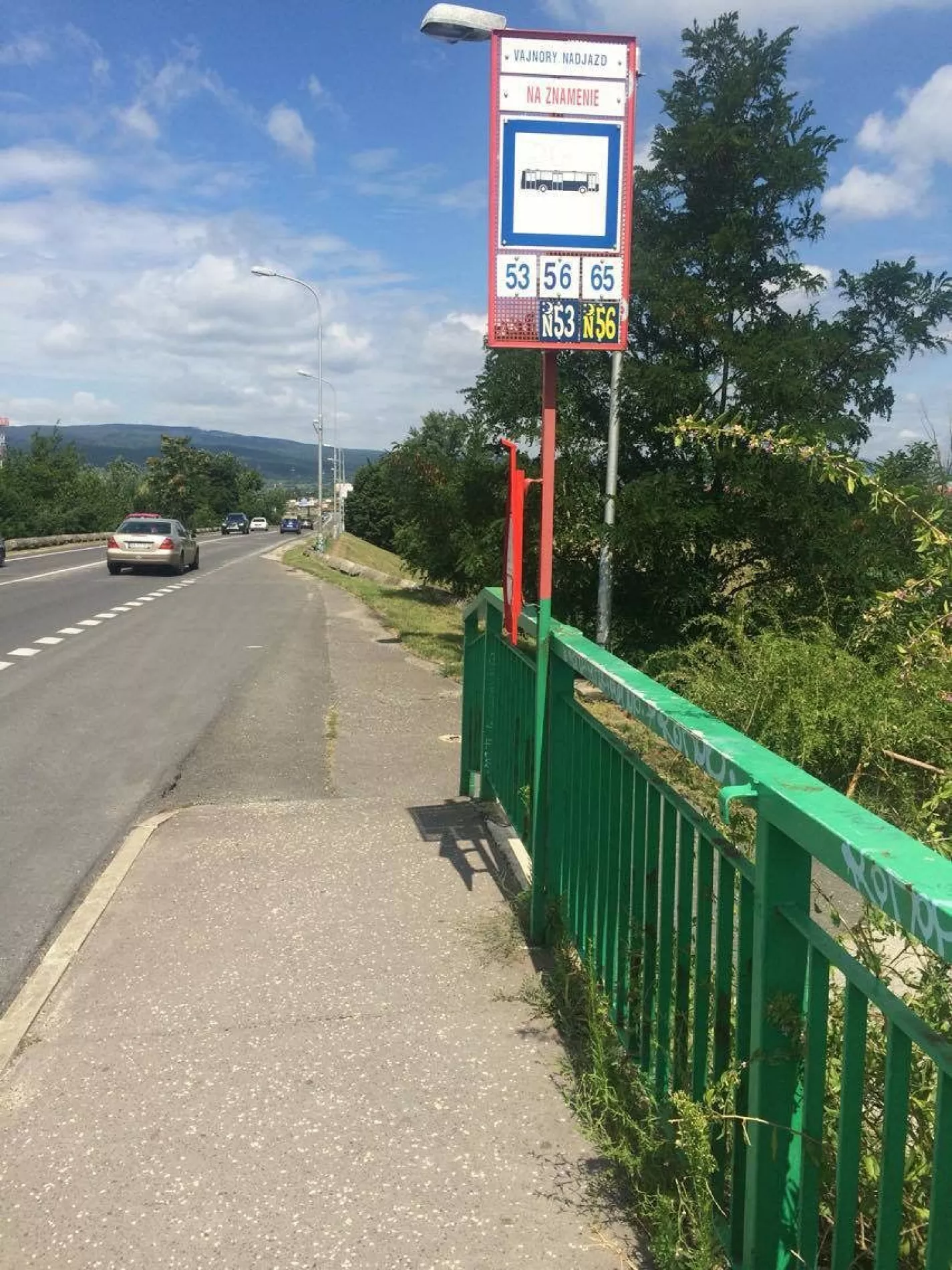 Dobrá správa: „Tankodrom“ na nadjazde sa bude opravovať, prosíme o strpenie“