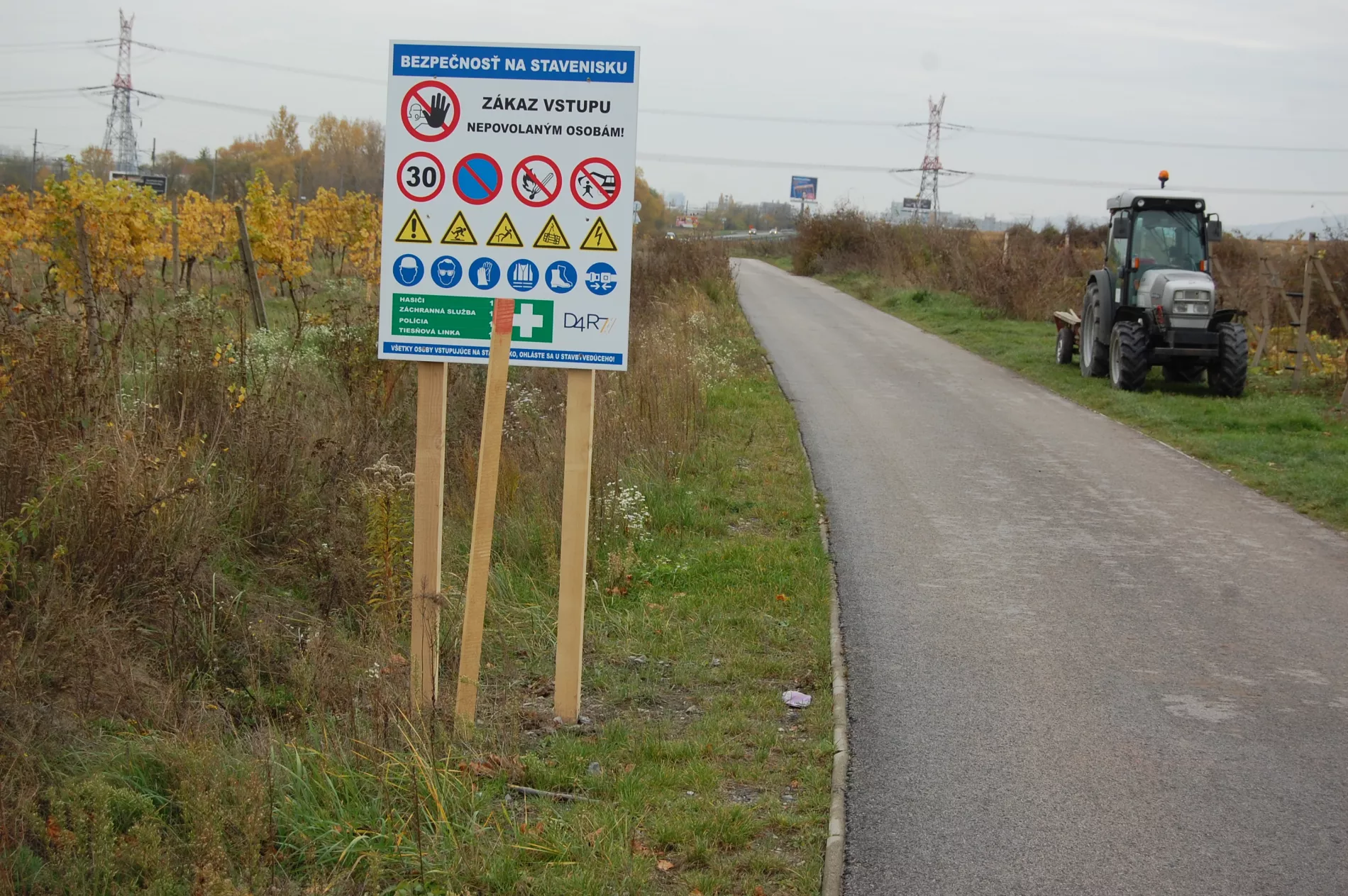 Tabule na cyklochodníku JURAVA nesmú obmedzovať cyklistom vjazd