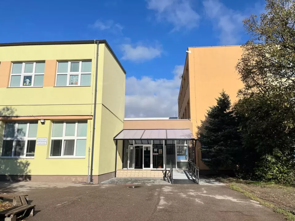 Oznámenie o výberovom konaní na pozíciu riaditeľa ZŠ Kataríny Brúderovej