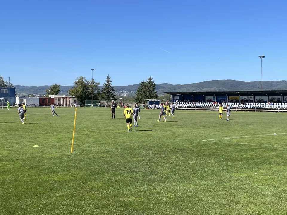 Bratislavský večerník: Poslanci schválili zámenu pozemkov: futbalové ihrisko vo Vajnoroch má po 20 rokoch vyriešené vlastníctvo